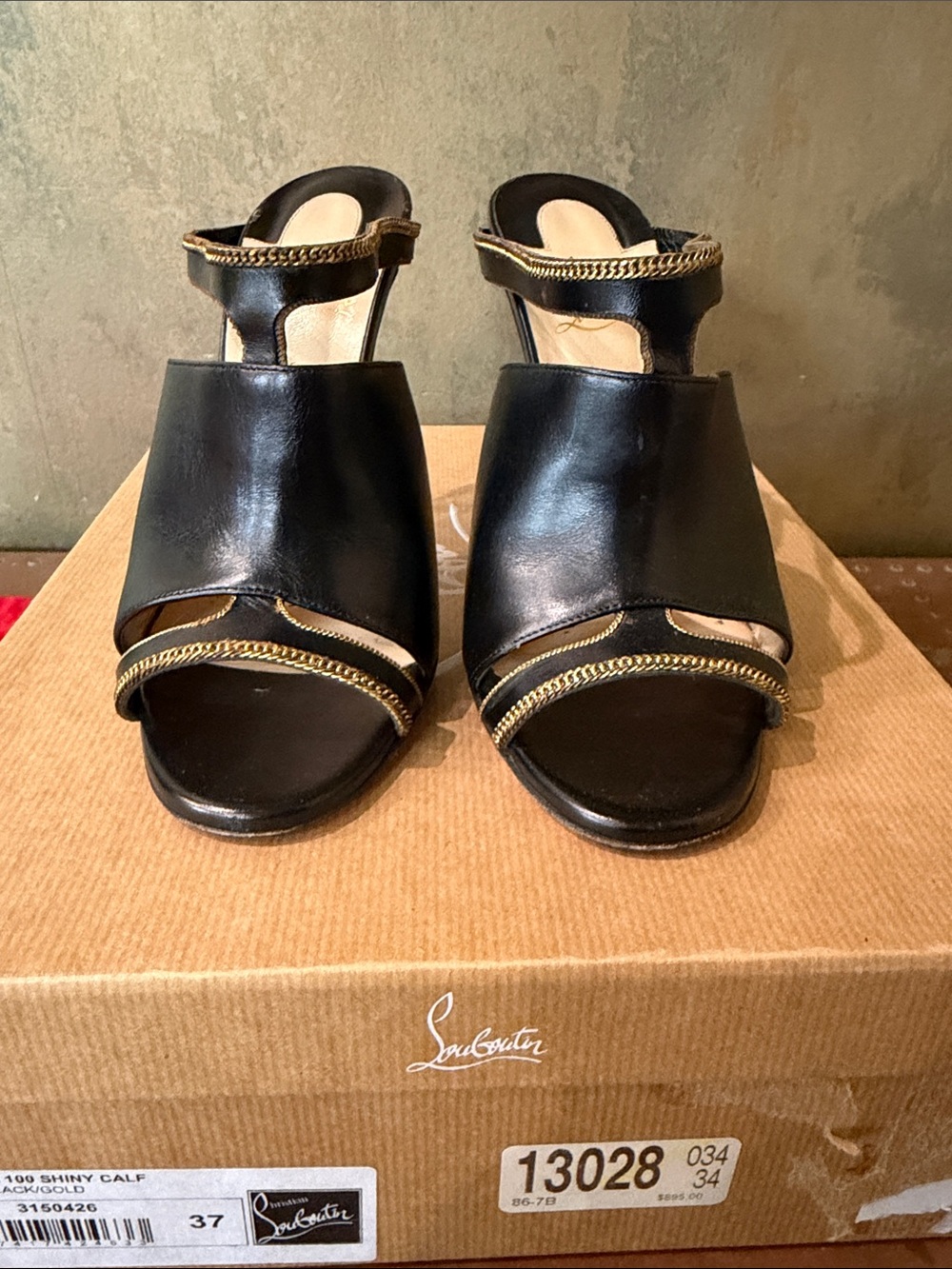 Christian Louboutin Akenan 100 Shiny Calf Black/Gold